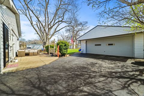 Tiny photo for 2203 Eastman Street, Rolling Meadows, IL 60008 (MLS # 12625724)