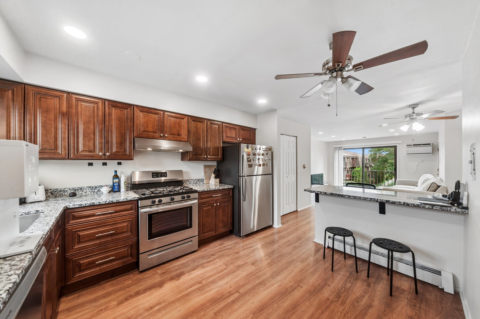 3683 SALEM WALK