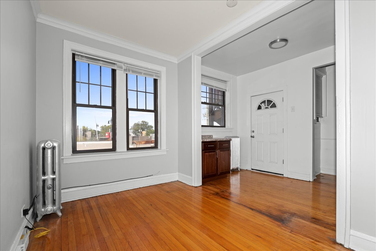 2348 W Addison Street D2