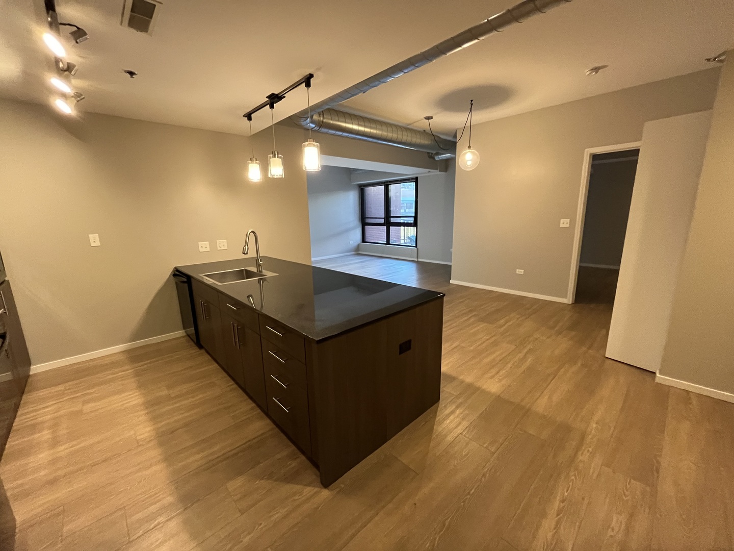 211 W Scott Street 301