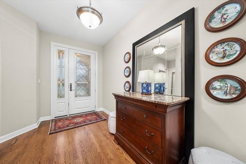 Tiny photo for 628 Woodglen Court, Lemont, IL 60439 (MLS # 12516372)