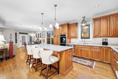 Tiny photo for 628 Woodglen Court, Lemont, IL 60439 (MLS # 12516372)