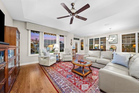 Tiny photo for 628 Woodglen Court, Lemont, IL 60439 (MLS # 12516372)