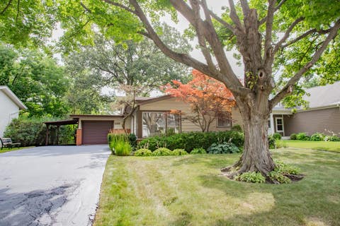Tiny photo for 1133 KENTON Road, Deerfield, IL 60015 (MLS # 12713121)