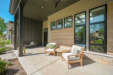 Tiny photo for 611 S Loomis Street, Naperville, IL 60540 (MLS # 12600220)