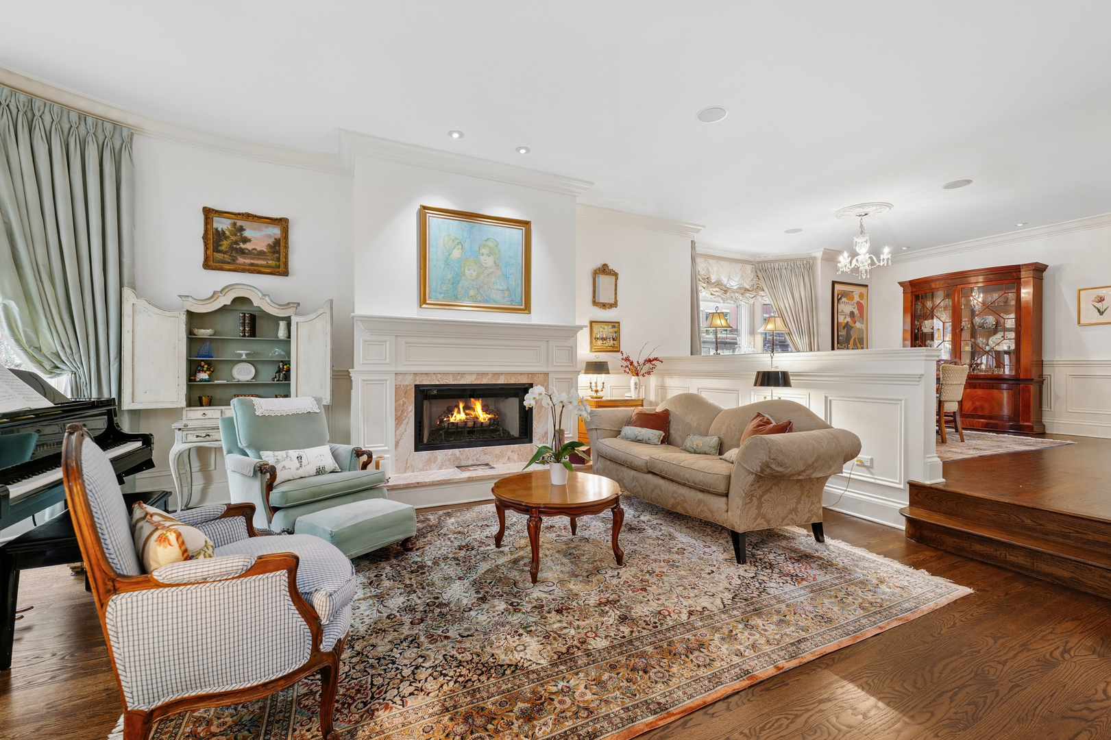 1401 S Indiana Avenue