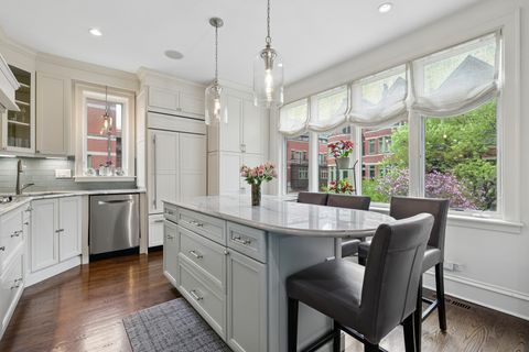 Tiny photo for 1401 S Indiana Avenue, Chicago, IL 60605 (MLS # 12620769)