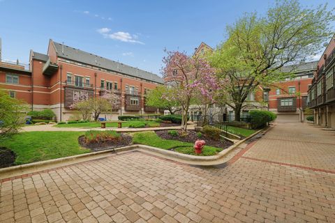 Tiny photo for 1401 S Indiana Avenue, Chicago, IL 60605 (MLS # 12620769)