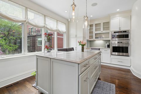 Tiny photo for 1401 S Indiana Avenue, Chicago, IL 60605 (MLS # 12620769)