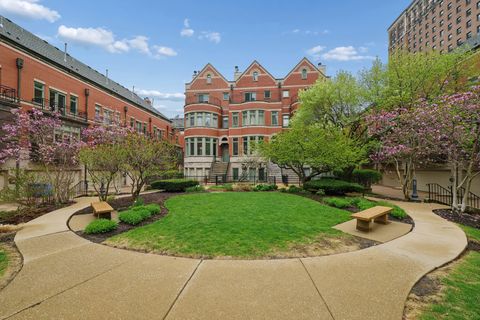 Tiny photo for 1401 S Indiana Avenue, Chicago, IL 60605 (MLS # 12620769)