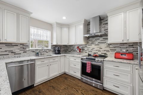 Tiny photo for 623 Wild Indigo Avenue, Romeoville, IL 60446 (MLS # 12627344)