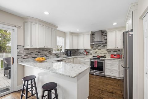 Tiny photo for 623 Wild Indigo Avenue, Romeoville, IL 60446 (MLS # 12627344)