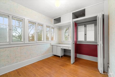 Tiny photo for 118 S Union Street, Elgin, IL 60123 (MLS # 12584834)