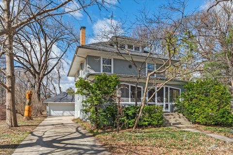 Photo of 118 S Union Street, Elgin, IL 60123 (MLS # 12584834)