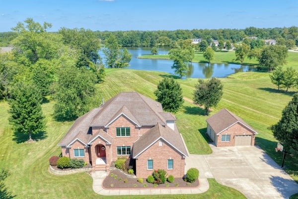 3850 ARIEL DR, MURPHYSBORO, IL 62966 - Image 6ea8d1f28dc39f7d13be81be2a6fe509/894019795