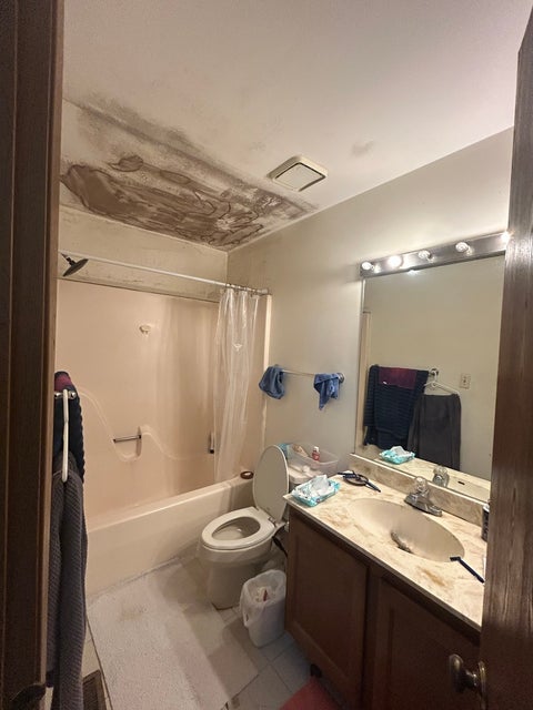 Tiny photo for 109 Azalea Circle, Streamwood, IL 60107 (MLS # 12791107)