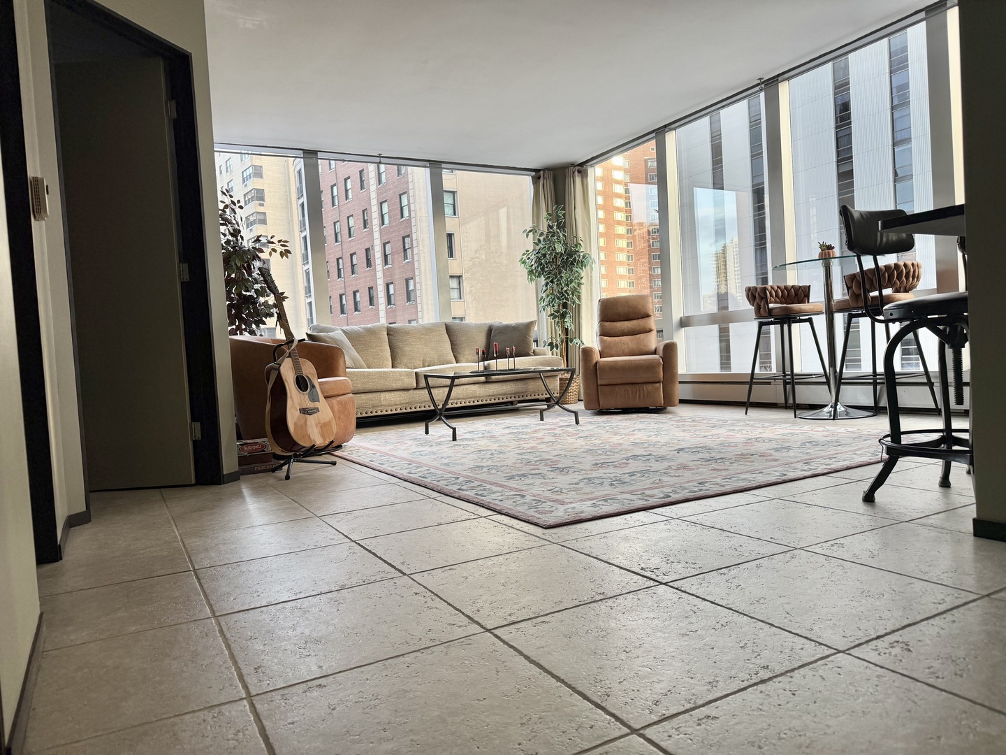 1300 N Astor Street 6B