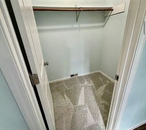 Tiny photo for 14041 N Link Lane, Mt Vernon, IL 62864 (MLS # 12553002)