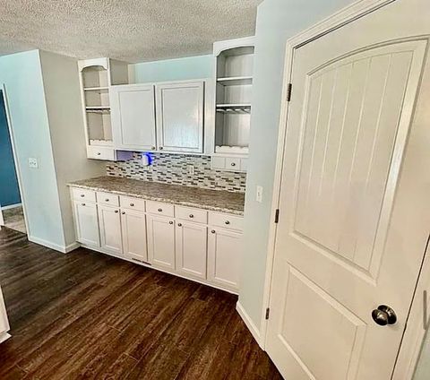 Tiny photo for 14041 N Link Lane, Mt Vernon, IL 62864 (MLS # 12553002)