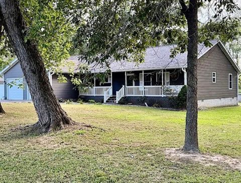 Photo of 14041 N Link Lane, Mt Vernon, IL 62864 (MLS # 12553002)