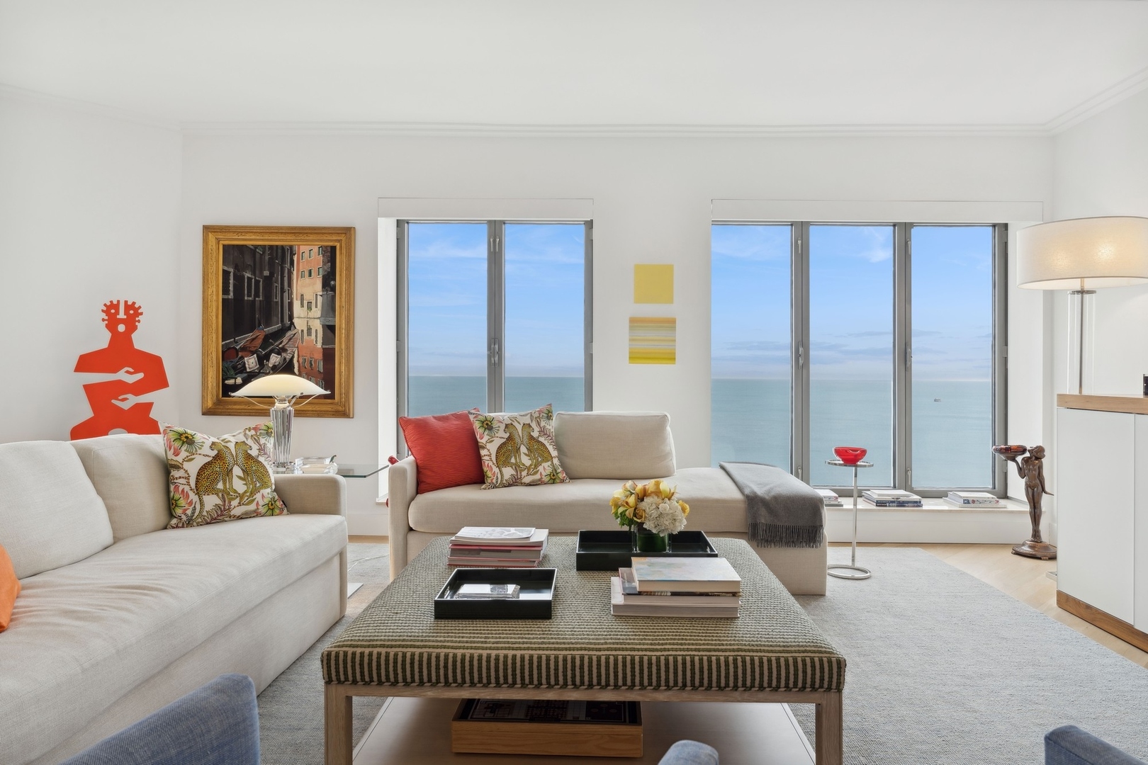 950 N MICHIGAN Avenue 4103