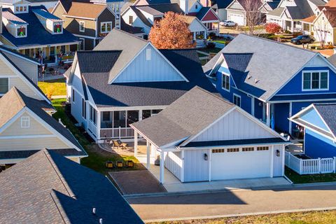 Tiny photo for 12 Cottage Green, Ottawa, IL 61350 (MLS # 12558986)