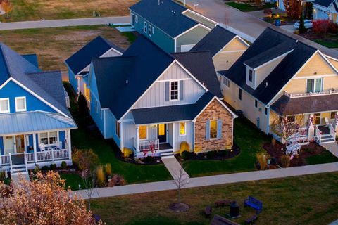 Tiny photo for 12 Cottage Green, Ottawa, IL 61350 (MLS # 12558986)