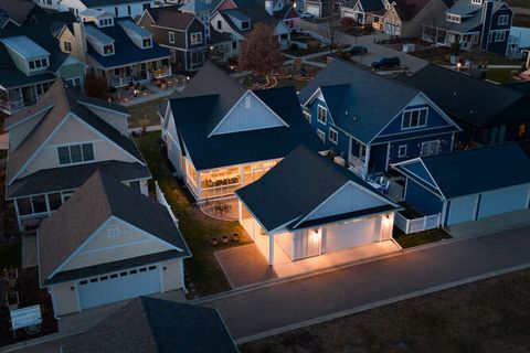 Tiny photo for 12 Cottage Green, Ottawa, IL 61350 (MLS # 12558986)