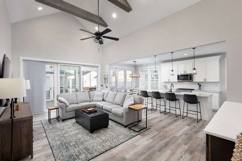 Tiny photo for 12 Cottage Green, Ottawa, IL 61350 (MLS # 12558986)