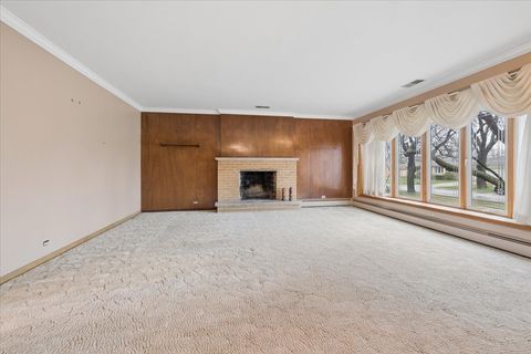 Tiny photo for 307 N Patton Avenue, Arlington Heights, IL 60005 (MLS # 12608776)