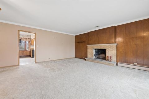 Tiny photo for 307 N Patton Avenue, Arlington Heights, IL 60005 (MLS # 12608776)