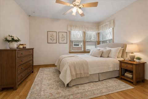 Tiny photo for 307 N Patton Avenue, Arlington Heights, IL 60005 (MLS # 12608776)