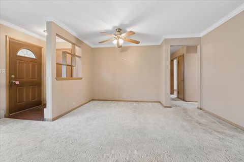 Tiny photo for 307 N Patton Avenue, Arlington Heights, IL 60005 (MLS # 12608776)