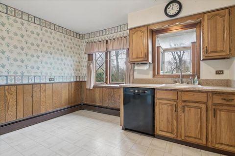 Tiny photo for 307 N Patton Avenue, Arlington Heights, IL 60005 (MLS # 12608776)