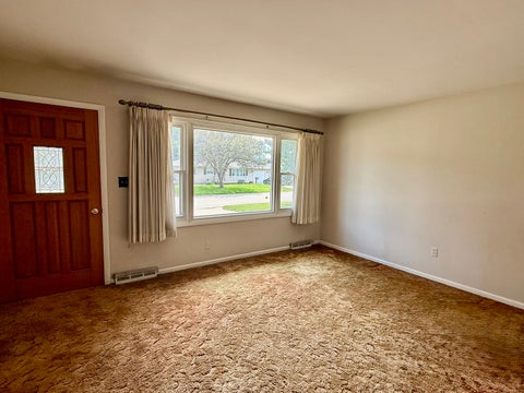 Tiny photo for 2327 13th Street, Peru, IL 61354 (MLS # 12734873)