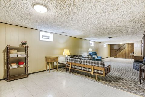 Tiny photo for 9004 Meade Avenue, Oak Lawn, IL 60453 (MLS # 12571312)