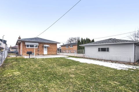 Tiny photo for 9004 Meade Avenue, Oak Lawn, IL 60453 (MLS # 12571312)