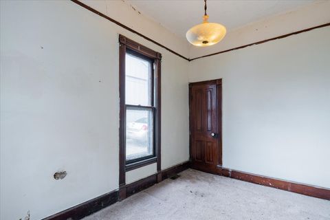 Tiny photo for 916 W Front Street, Bloomington, IL 61701 (MLS # 12527437)