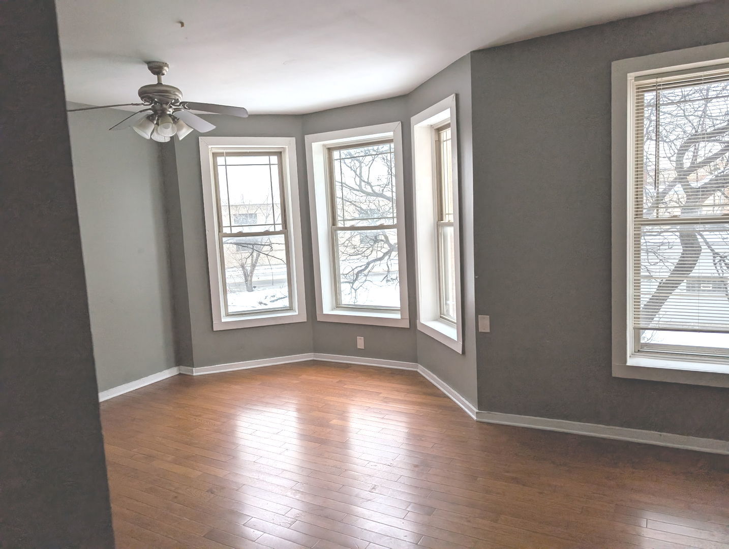 6741-43 S Eberhart Avenue