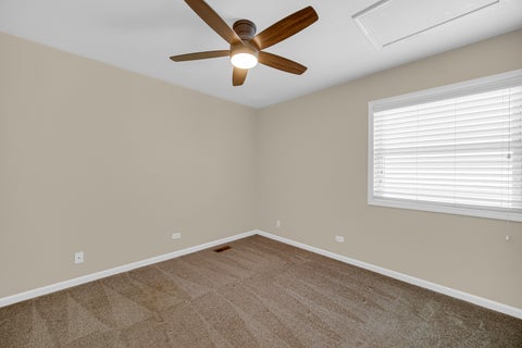 Tiny photo for 455 Rosewood Crossing #-, Lindenhurst, IL 60046 (MLS # 12752560)