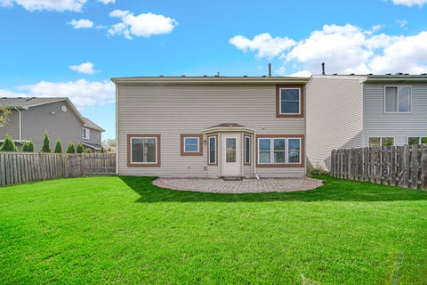 Tiny photo for 455 Rosewood Crossing #-, Lindenhurst, IL 60046 (MLS # 12752560)