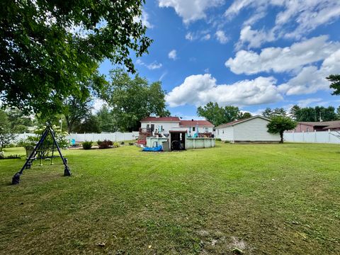Tiny photo for 204 W Parrish Avenue, Benton, IL 62812 (MLS # 12714069)
