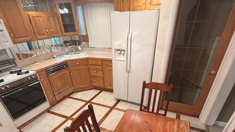 Tiny photo for 2553 W 82nd Place, Chicago, IL 60652 (MLS # 12540501)