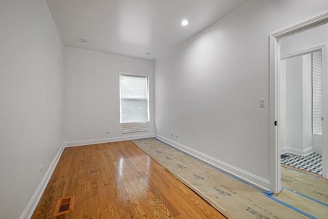 Tiny photo for 6845 S Saint Lawrence Avenue, Chicago, IL 60637 (MLS # 12614066)