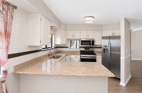 Tiny photo for 123 Prospect Avenue, Wood Dale, IL 60191 (MLS # 12764801)