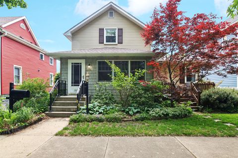 215 W North Street Morris IL 60450