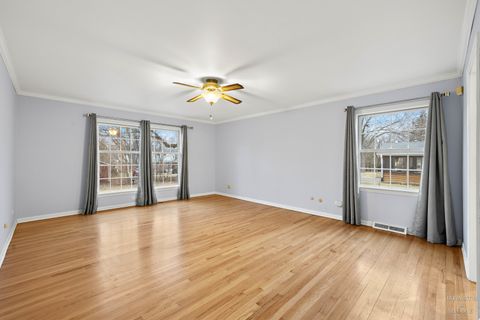 Tiny photo for 320 Fox Hunt Trail, Barrington, IL 60010 (MLS # 12584128)