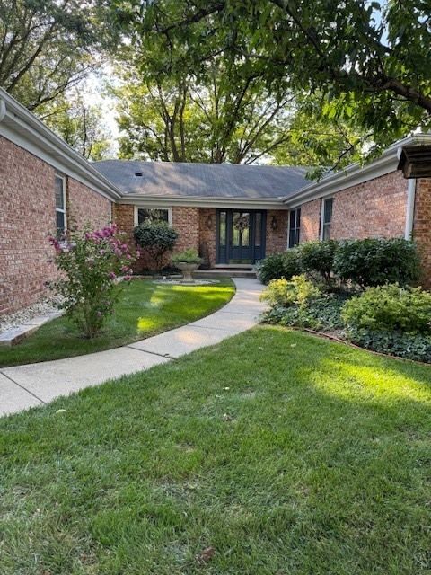 Tiny photo for 320 Fox Hunt Trail, Barrington, IL 60010 (MLS # 12584128)