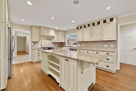 Tiny photo for 320 Fox Hunt Trail, Barrington, IL 60010 (MLS # 12584128)