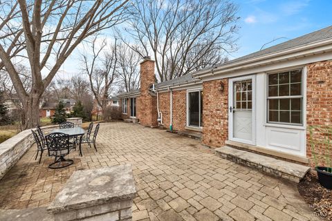 Tiny photo for 320 Fox Hunt Trail, Barrington, IL 60010 (MLS # 12584128)